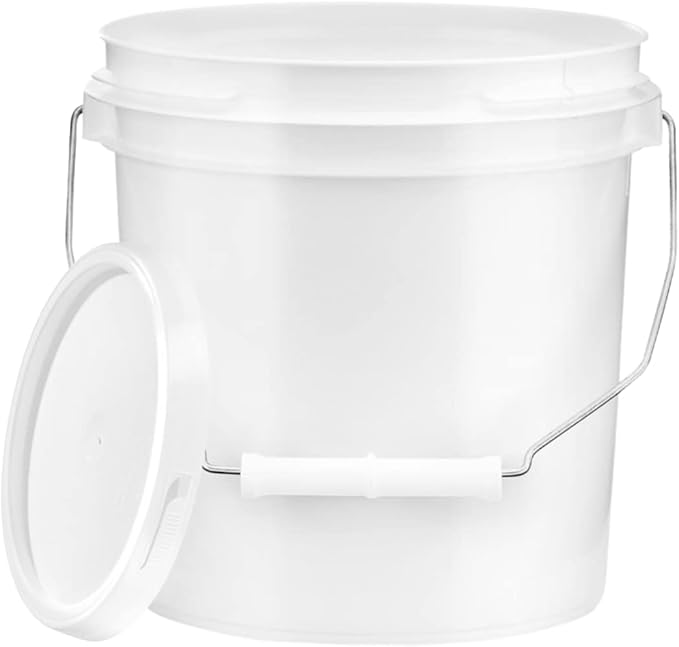 House Naturals 1 Gallon Food Grade BPA Free Bucket Container with Lids (Pack of 5) Made in USA (5, White)