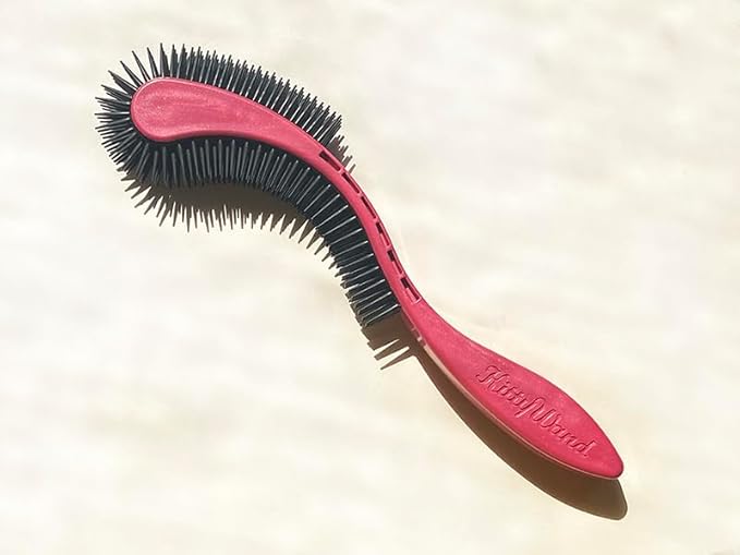 KittyWand Cat Brush, Blue. Designed for Comfort, Created for Results. This innovative grooming brush features multi contoured shapes that gently adapt to your cats body for stress free grooming.