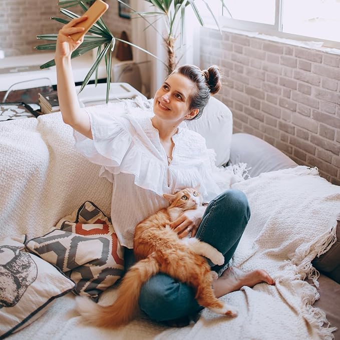 Pet Hair Remover Glove for Furniture - Reusable 5-Finger Dog and Cat Fur Removal Mitt with One-Swipe Peel Technology - Professional Sofa, Carpet & Car Detailer - Effective on Velvet, Bedding & Rugs