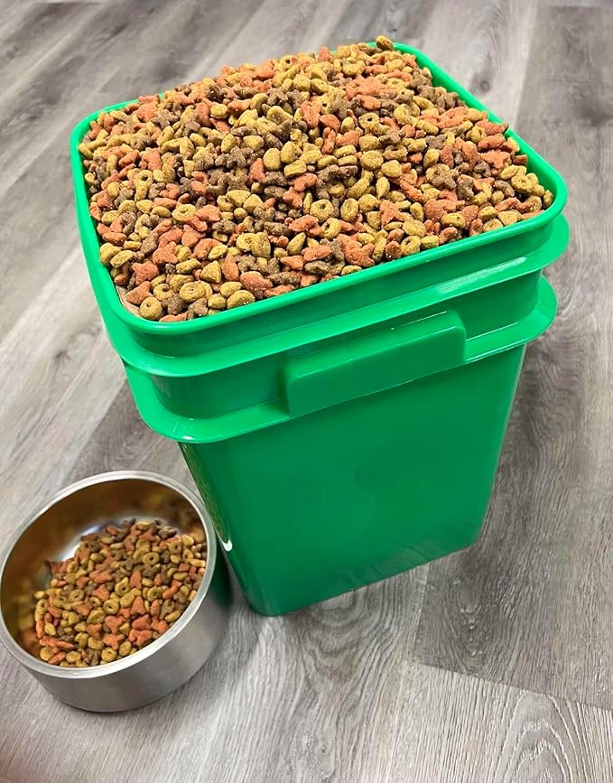 House Naturals 4 Gallon Square Buckets with lids- Made in USA Container- Pack of 10 (Green - Black lids)
