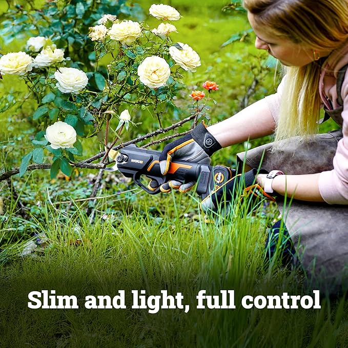 Worx 20V Worx NITRO Pruning Shear/Lopper WG330 - (Battery & Charger Included)