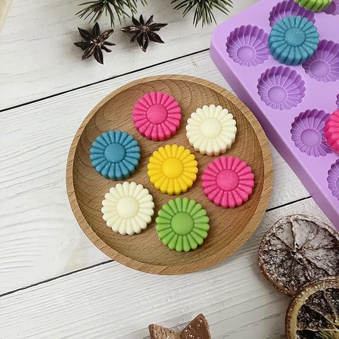 Silicone Daisy Flower Candy Molds, 70 Cavities, Purple Chocolate Silicone Molds DIY Gummy Bear Molds with Scraper