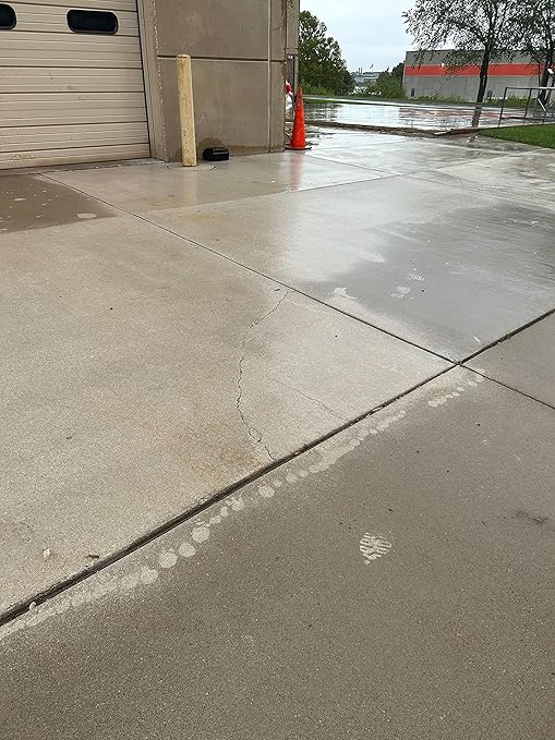 PROSOCO Saltguard® WB - Penetrating, Breathable Concrete Sealer – Trusted by Professionals (1-GAL)