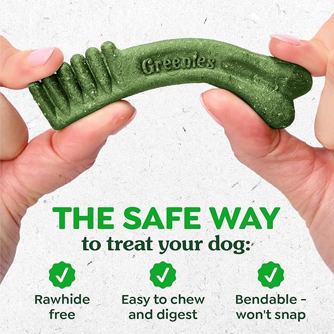 Greenies Veterinarian-Recommended Adult Natural Dental Dog Treats Petite Size, Original Flavor, 27 oz. Pack, 45 Count